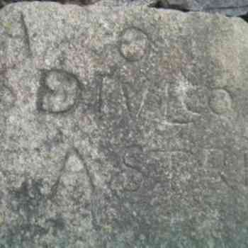 Click para ampliar. Pulsa en el nombre para ver la ficha. Lápida Salvaterra 3